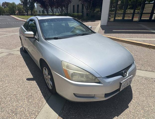 Photo of 2004 Gray Honda Accord