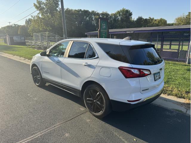 Photo of 2021 White Chevrolet Equinox