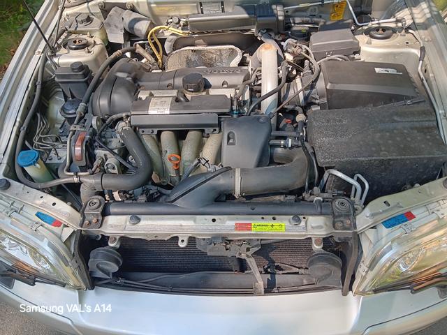 Photo of 2003 Silver Volvo S40