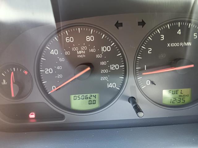 Photo of 2003 Silver Volvo S40