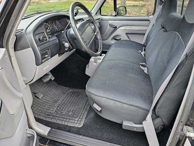 Photo of 1996 Black Ford F-150