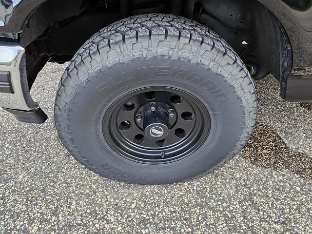 Photo of 1996 Black Ford F-150