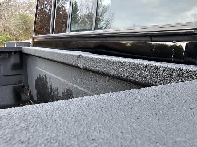 Photo of 1996 Black Ford F-150