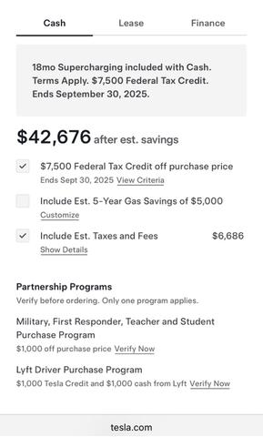 Photo of 2024 White Tesla Model 3