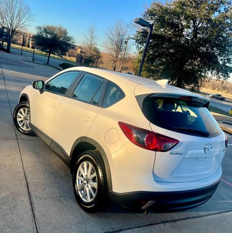 Photo of 2016 White Mazda CX-5