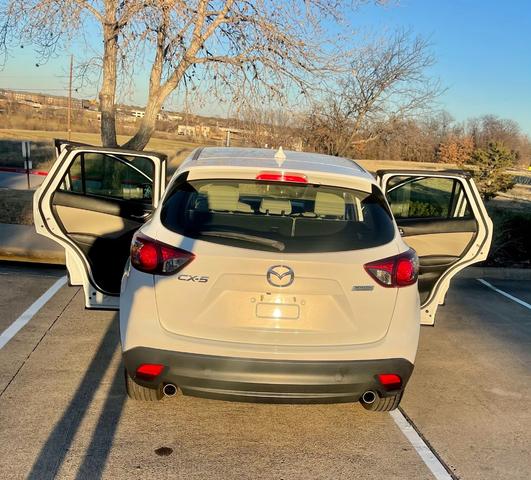 Photo of 2016 White Mazda CX-5