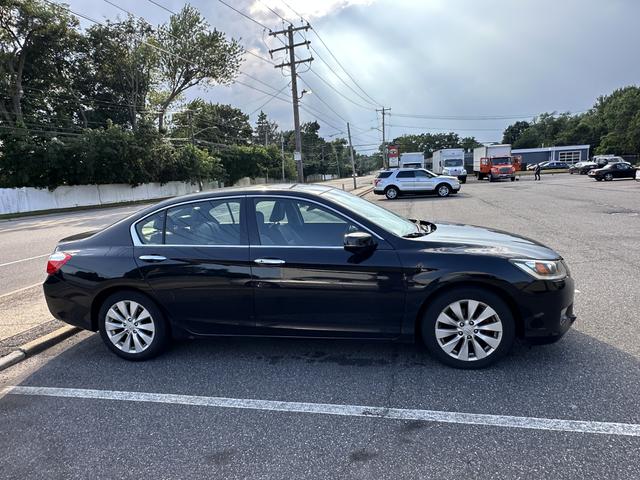 Photo of 2013 Black Honda Accord