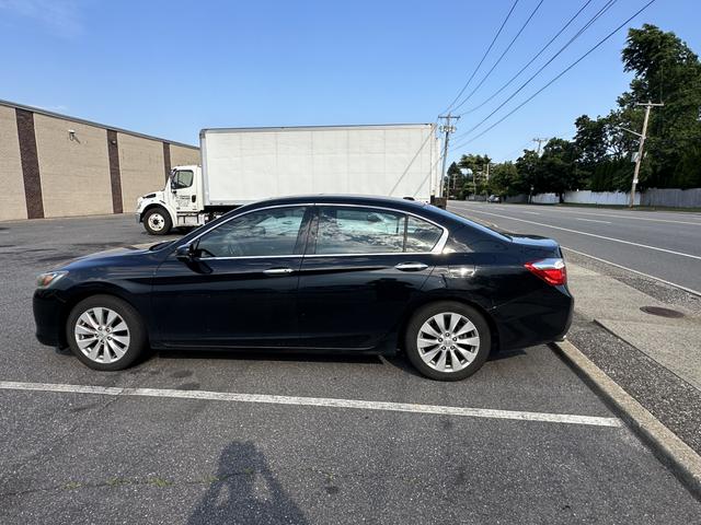 Photo of 2013 Black Honda Accord