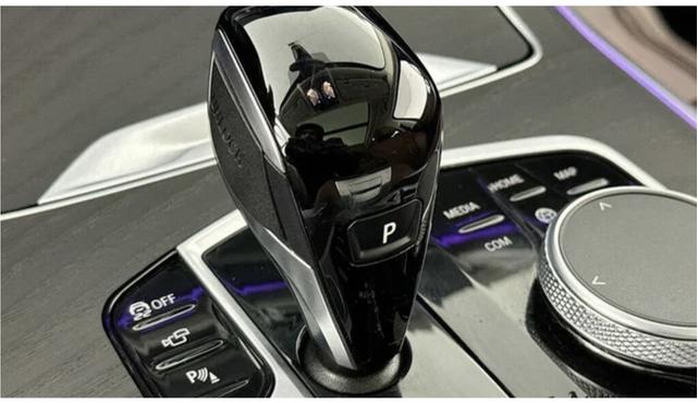 Photo of 2022 Black BMW X7