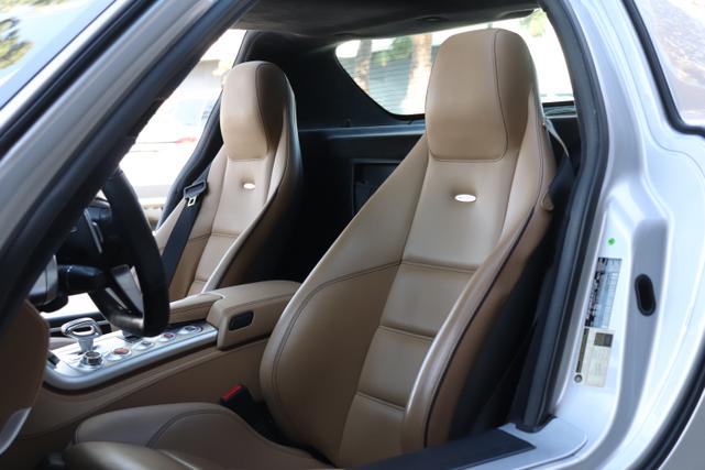 Photo of 2012 Silver Mercedes-Benz SLS AMG