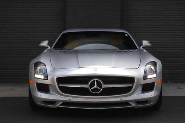 Photo of 2012 Silver Mercedes-Benz SLS AMG