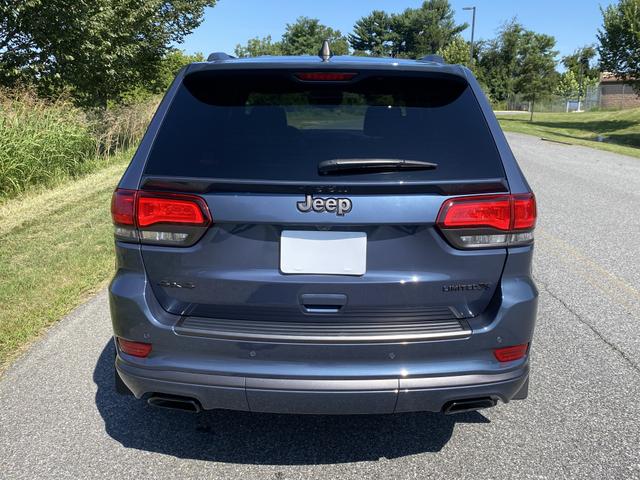 Photo of 2019 Blue Jeep Grand Cherokee