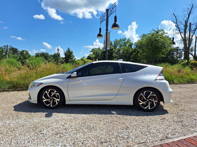 Photo of 2016 White Honda CR-Z