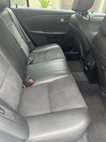 Photo of 2011 White Chevrolet Malibu