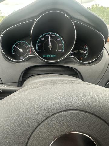 Photo of 2011 White Chevrolet Malibu