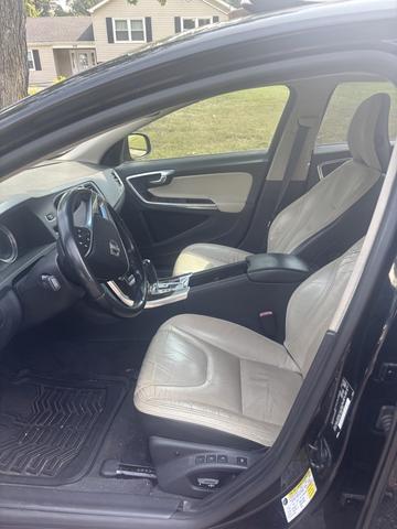 Photo of 2012 Black Volvo S60