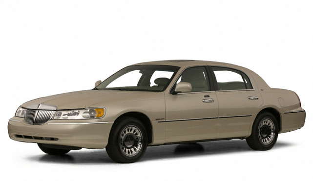2000 Lincoln Town Car