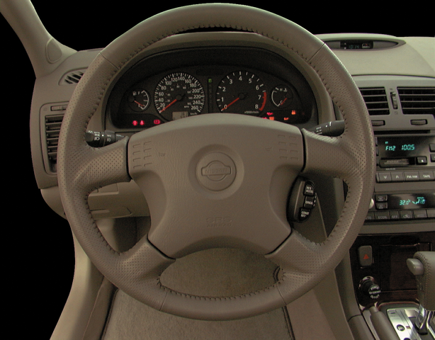 2000 Nissan Maxima