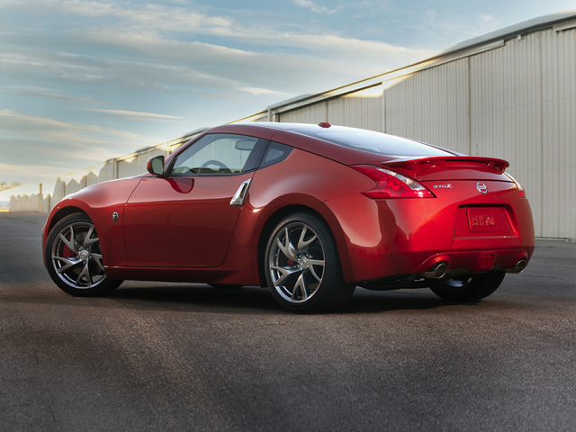 2019 Nissan 370Z Specs, Price, MPG & Reviews