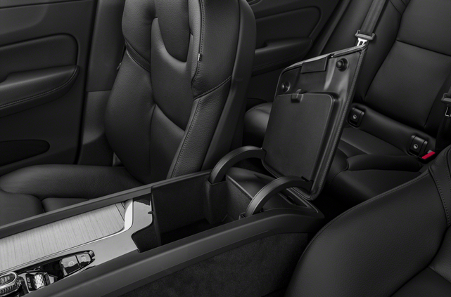 2018 Volvo XC60 Recharge Plug-In Hybrid