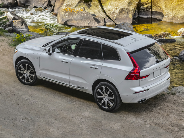 2018 Volvo XC60 Recharge Plug-In Hybrid