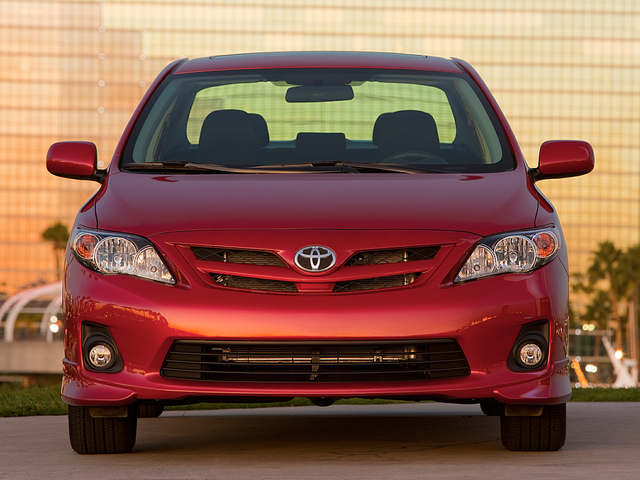 2011 Toyota Corolla : Latest Prices, Reviews, Specs, Photos and Incentives