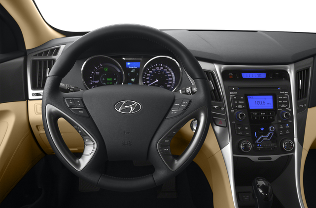 2012 Hyundai Sonata Hybrid Specs, Price, MPG & Reviews  Cars.com