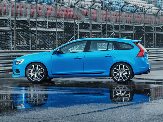 2017 Volvo V60