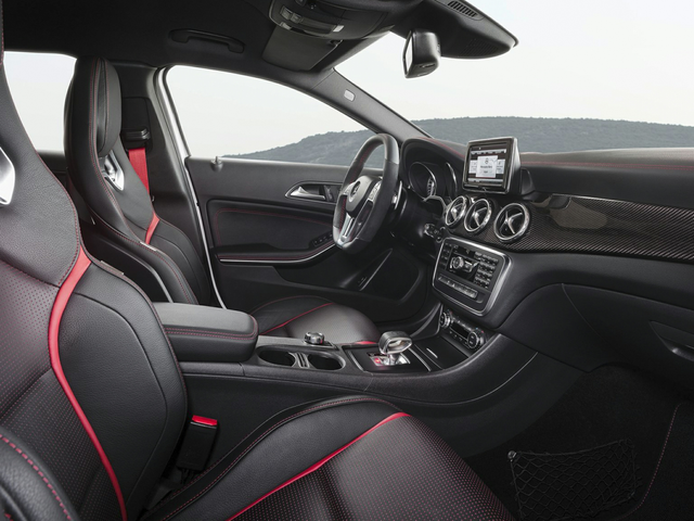 2015 Mercedes-Benz GLA-Class