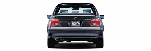 2003 BMW 530