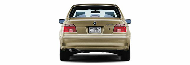 2003 BMW 530