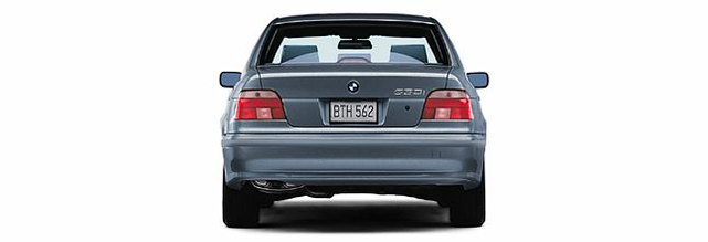 2003 BMW 530