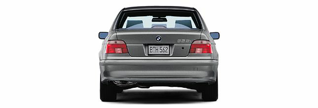 2003 BMW 530