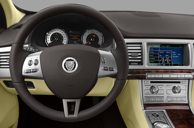 2011 Jaguar XF