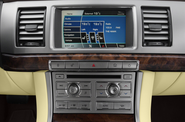 2011 Jaguar XF