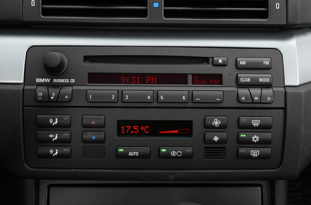2004 BMW 330