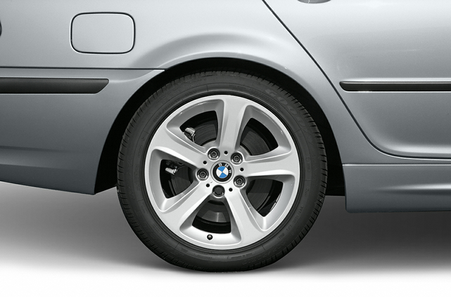 2004 BMW 330