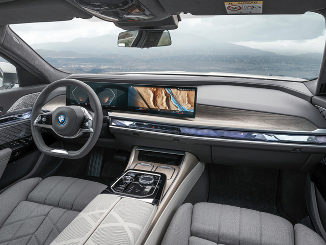 2023 BMW i7
