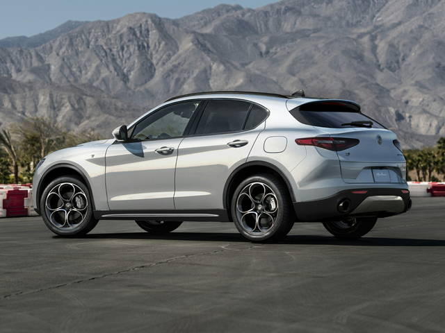 2023 Alfa Romeo Stelvio