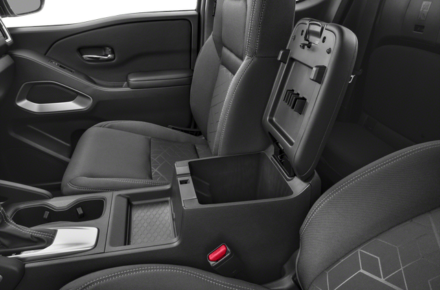 2025 Nissan Frontier