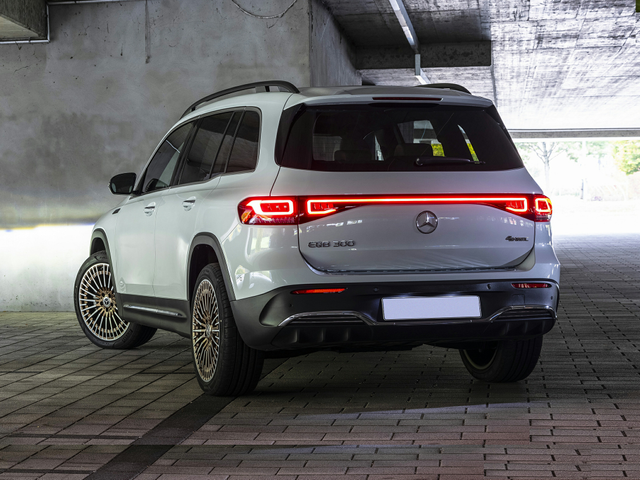 2022 Mercedes-Benz EQB 300