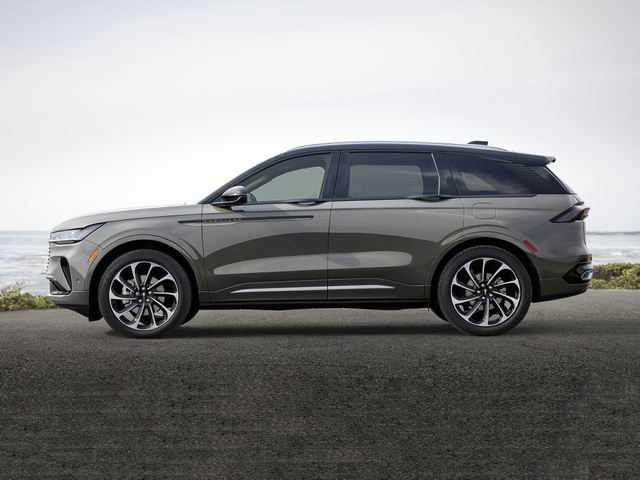 2024 Lincoln Nautilus - Specs, Prices, MPG, Reviews & Photos | Cars.com