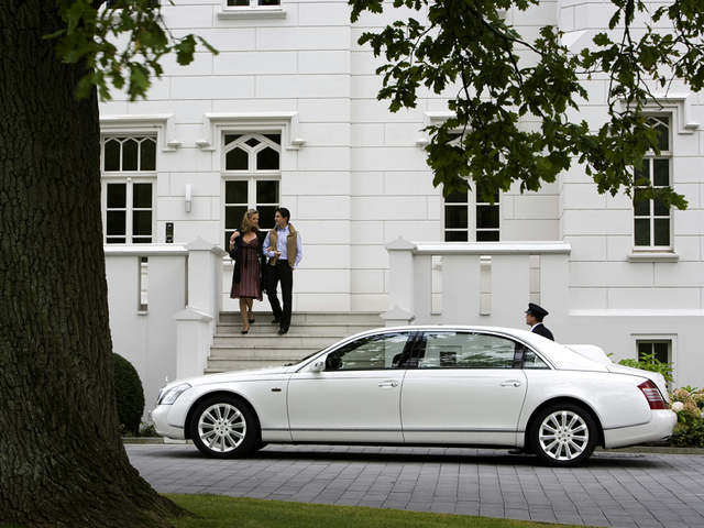 2009 Maybach Landaulet