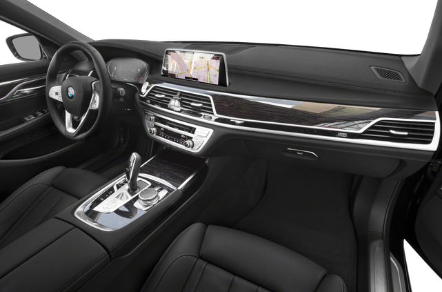 2020 BMW 740