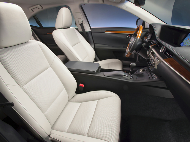 2014 Lexus ES 300h