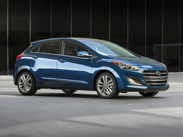 Hyundai Elantra Gt Specs Prices Mpg Reviews Photos Cars Com