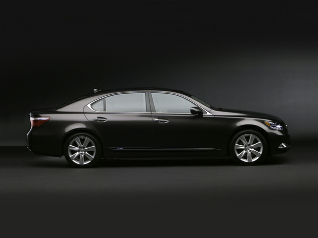 2009 Lexus LS 600h L Specs, Price, MPG & Reviews | Cars.com