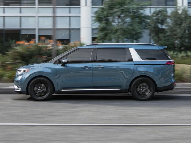 2023 Kia Carnival