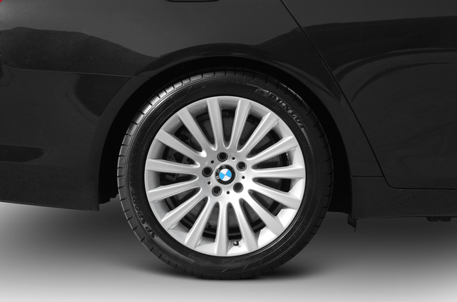 2010 BMW 750