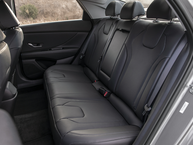 2023 Hyundai ELANTRA HEV